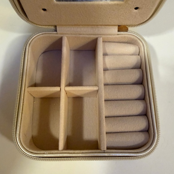 Jewelry Box and Jewelry Bundle NWOT - Picture 8 of 12